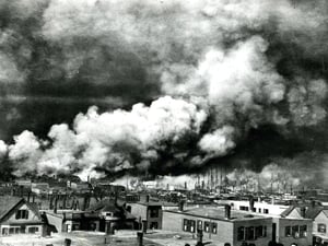 Black and white picture of the Great Chelsea Fire in 1908