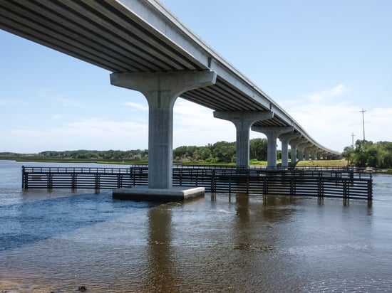 waterfront-infrastructure-marine-bridge-fendering-system 