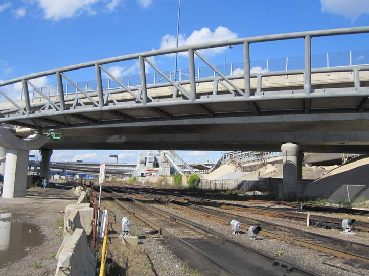 03-bridge-spans-RR-and-river-inlet