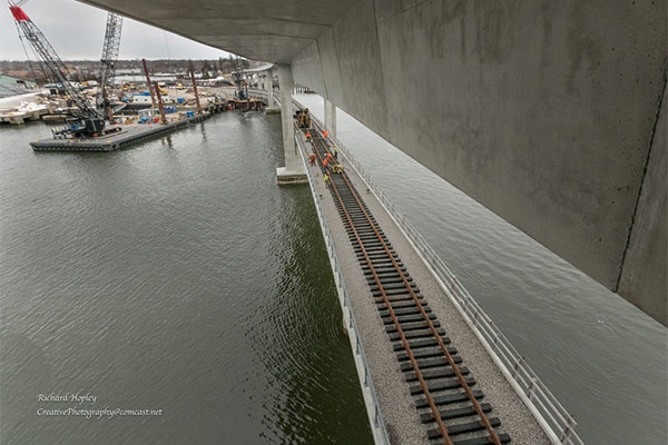 5 - SL- View of the rail underneath.jpg