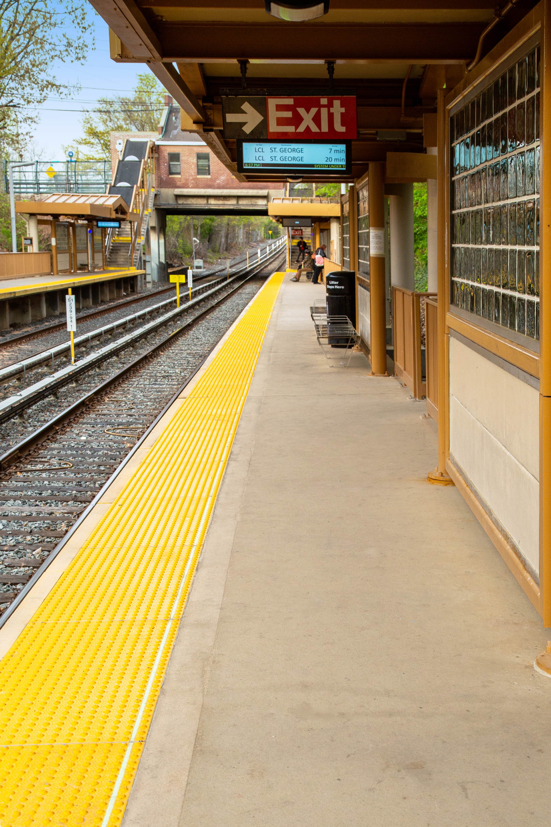 ANNADALE RAIL PLATFORM STATEN ISLAND, NYC-1-RT