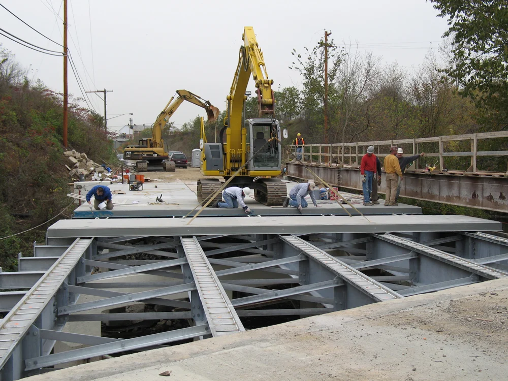 05 Middle Panel Carried Out On Light Equipment