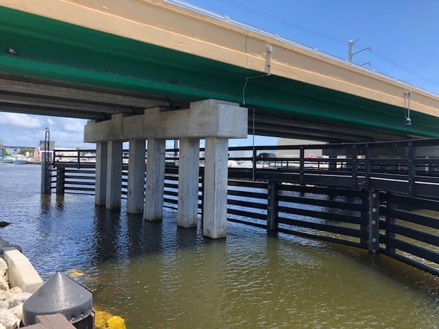 Ravenswood Bridge