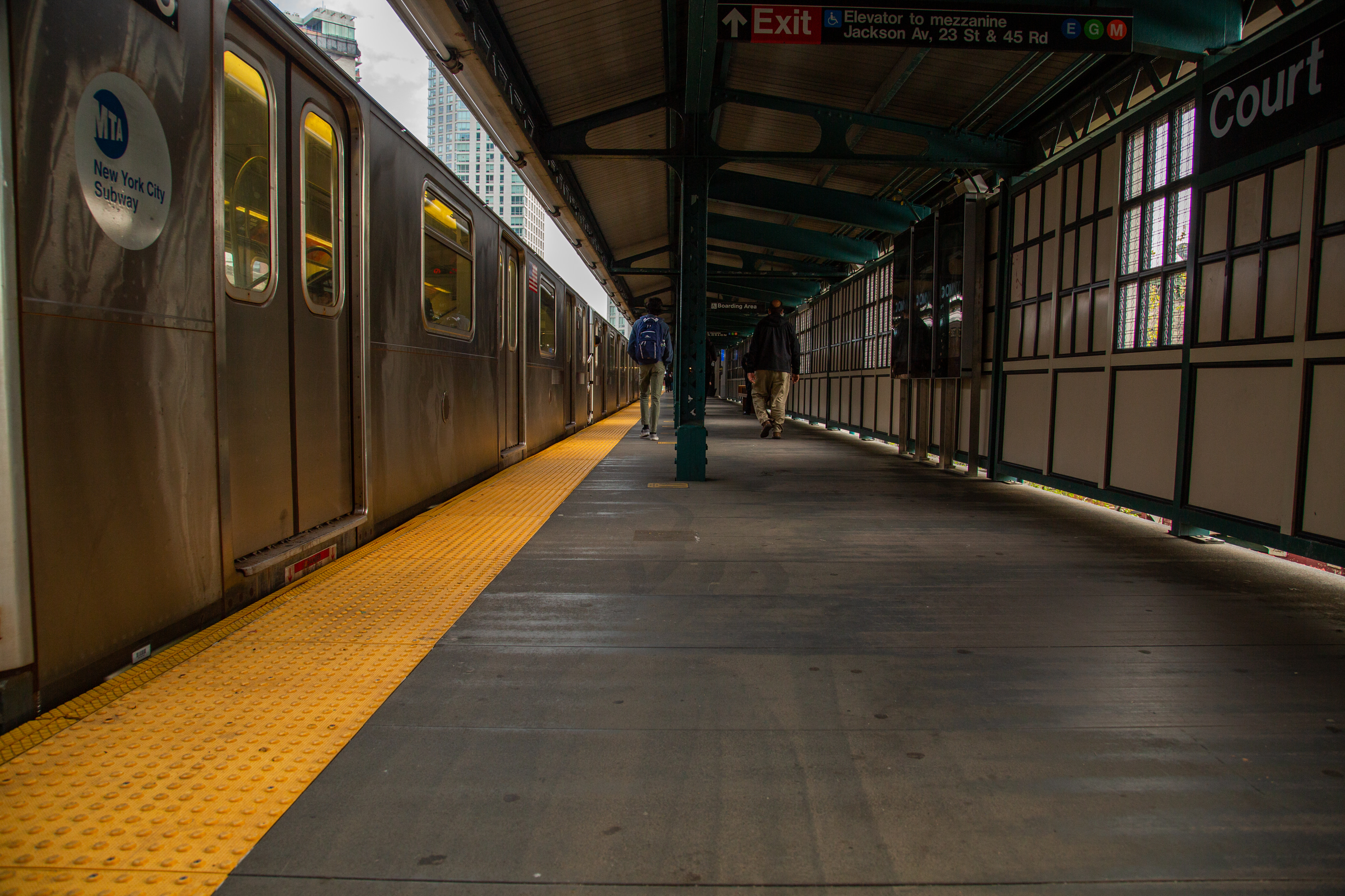 COURT SQUARE RAIL PLATFORM QUEENS-2