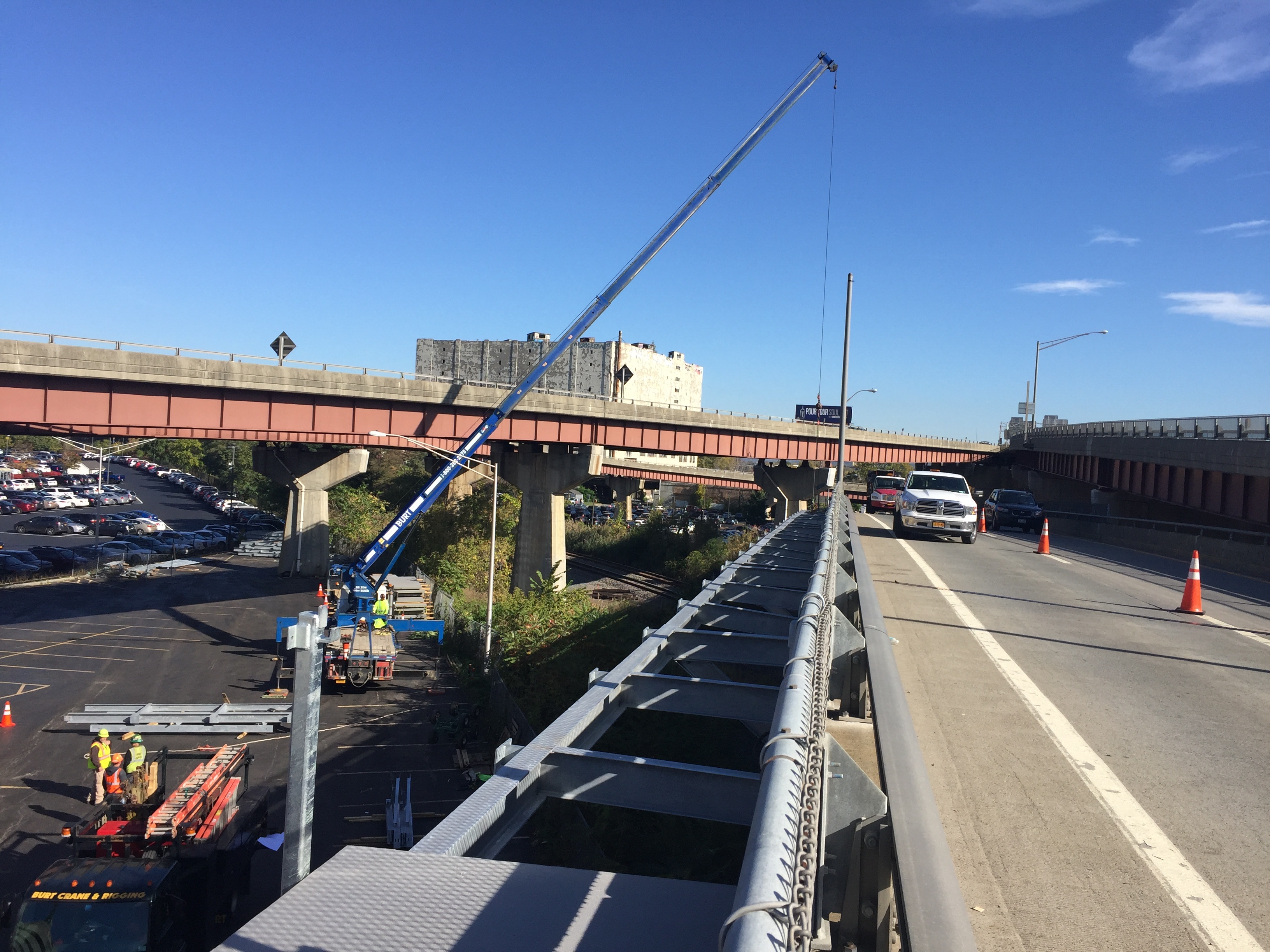 3 - Installing bridge panels.jpg