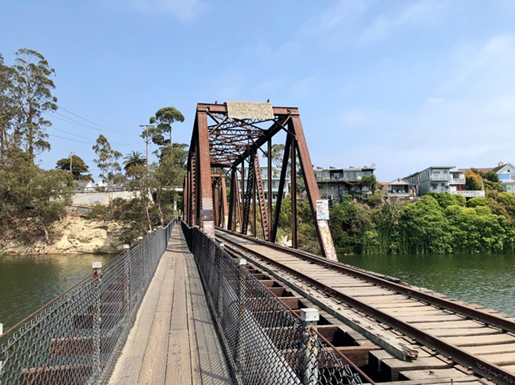 San Lorenzo River Walk